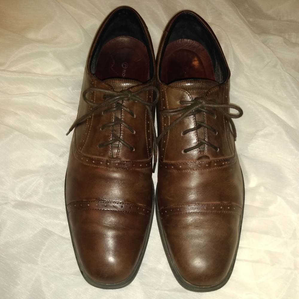Used.Men's Leather Rockport Daily Shoes Size 14